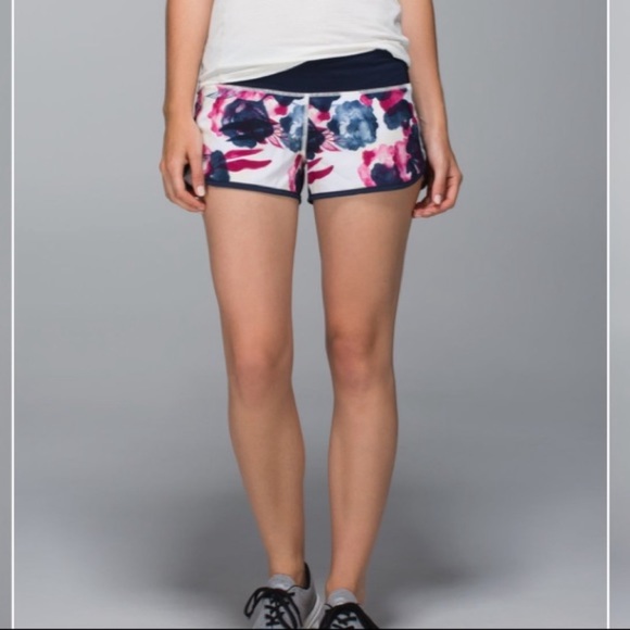 🍋Lululemon Speed Short! - Picture 7 of 8